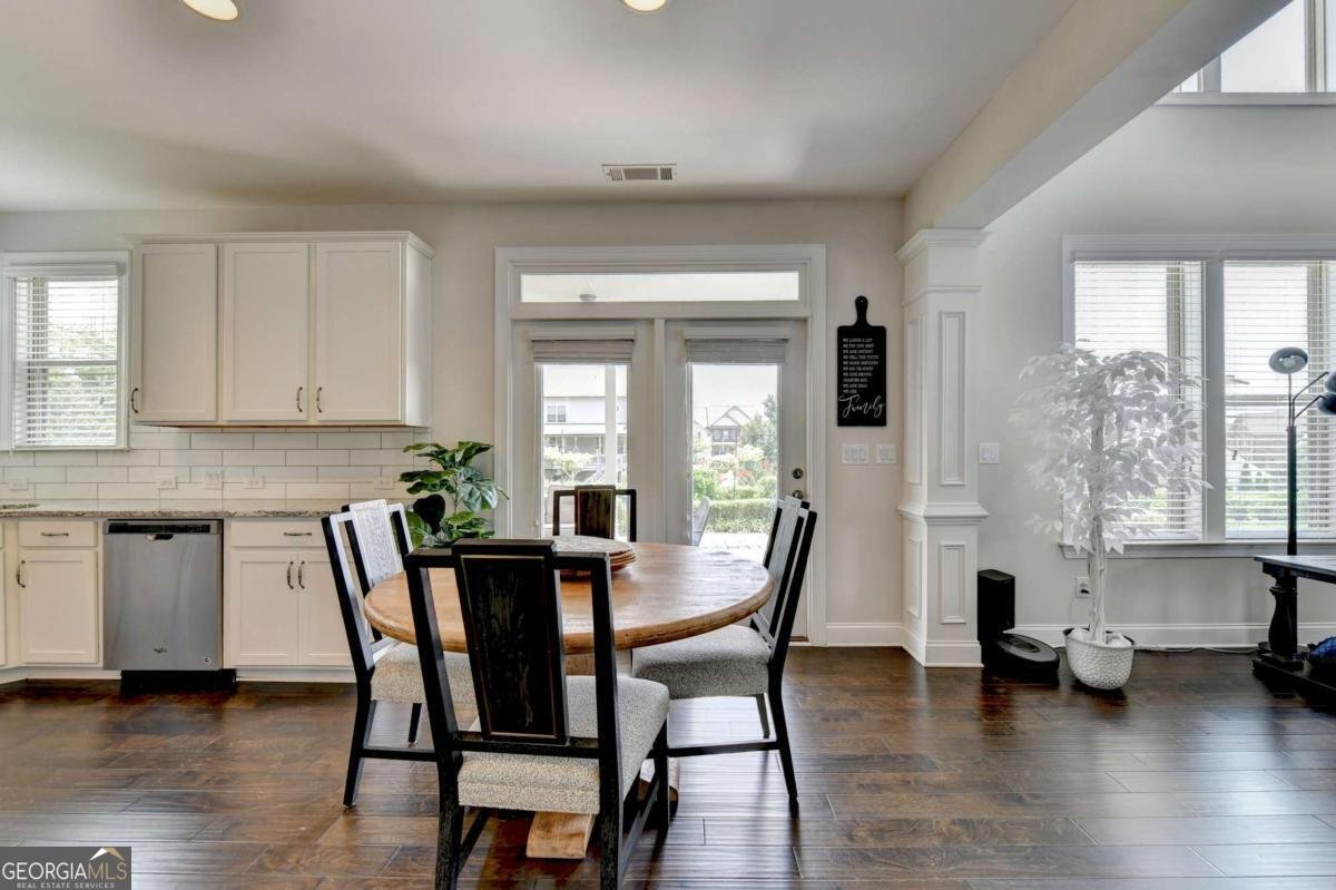 4177 Heisenberg Lane Suwanee - Photo 32