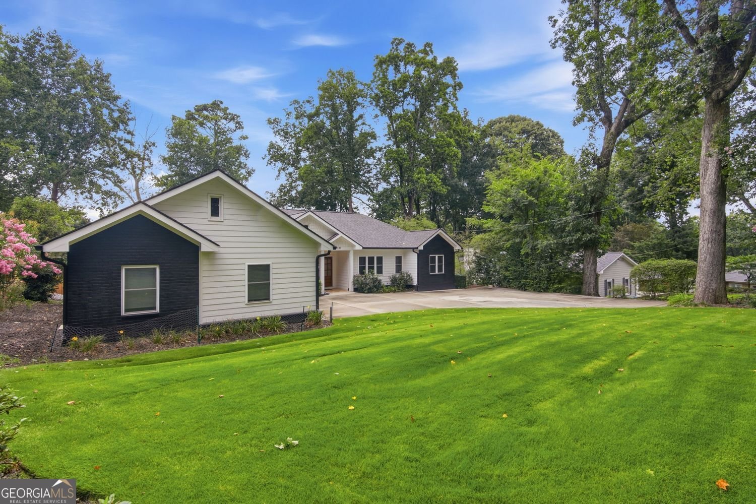 5384 Harris Circle Dunwoody - Photo 9