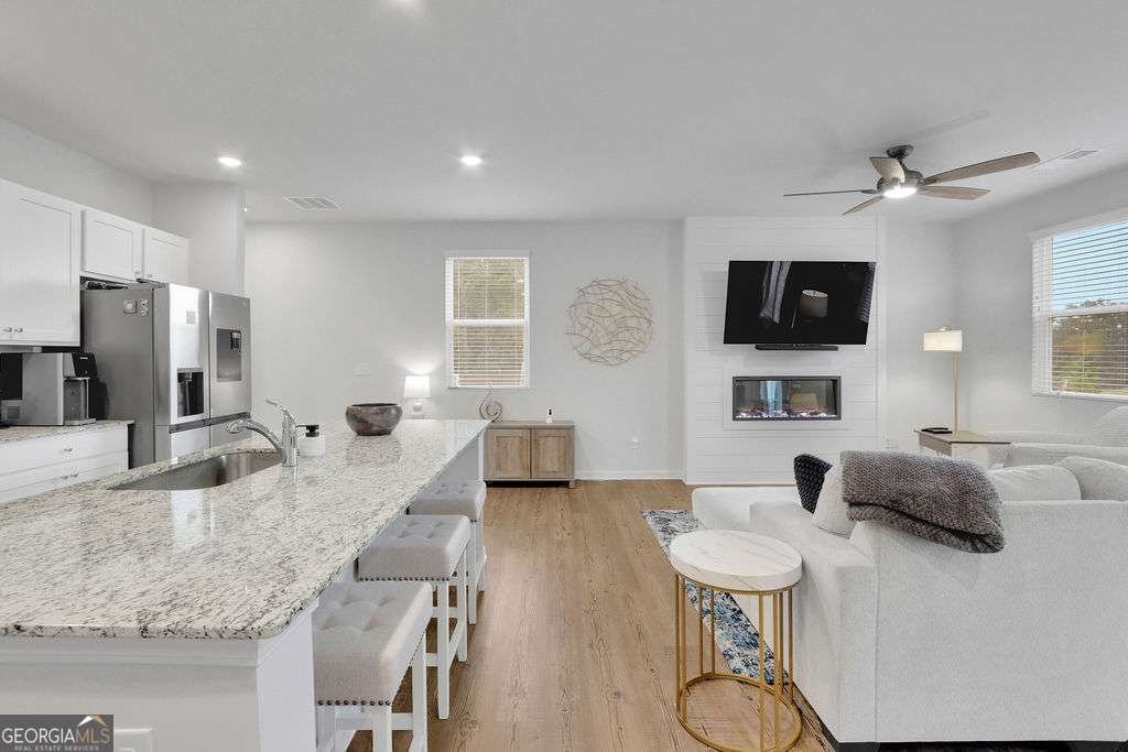 5305 Melbourne Lane Flowery Branch - Photo 14