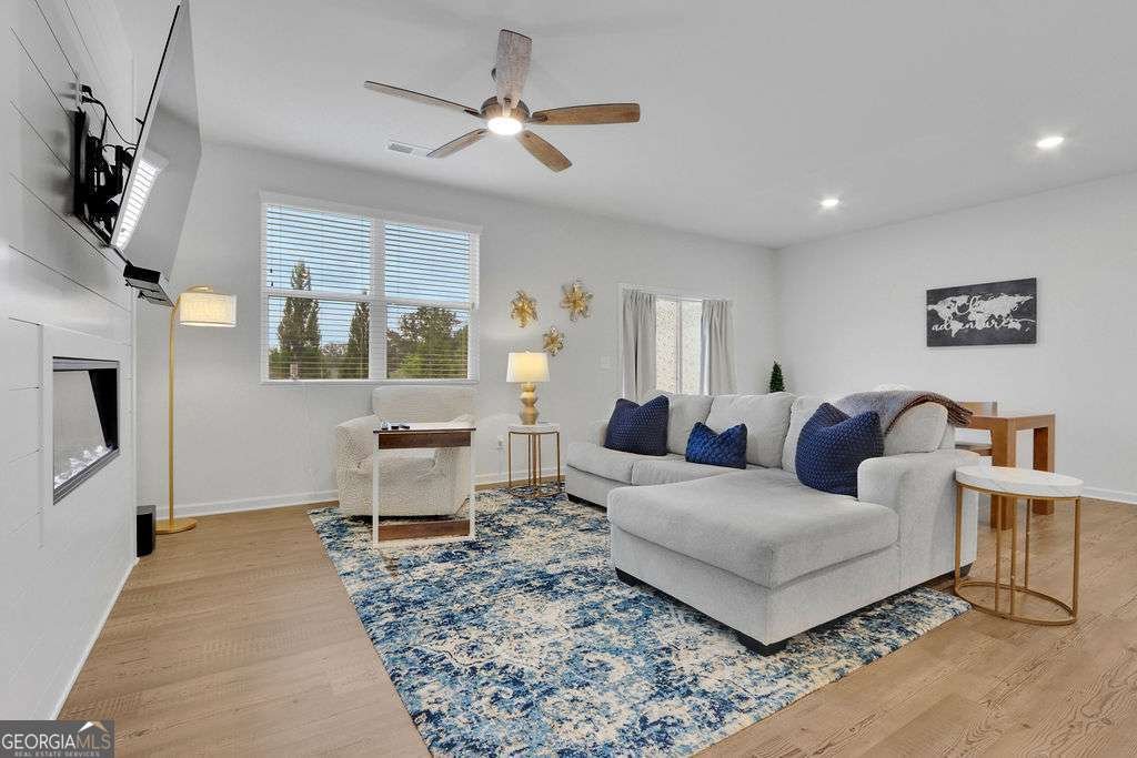 5305 Melbourne Lane Flowery Branch - Photo 7