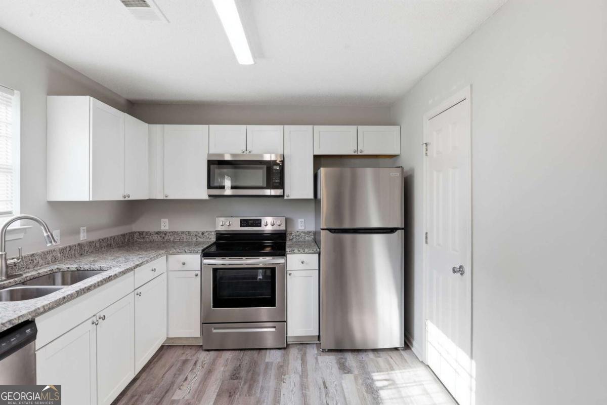 1211 Brookstone Road Atlanta - Photo 8