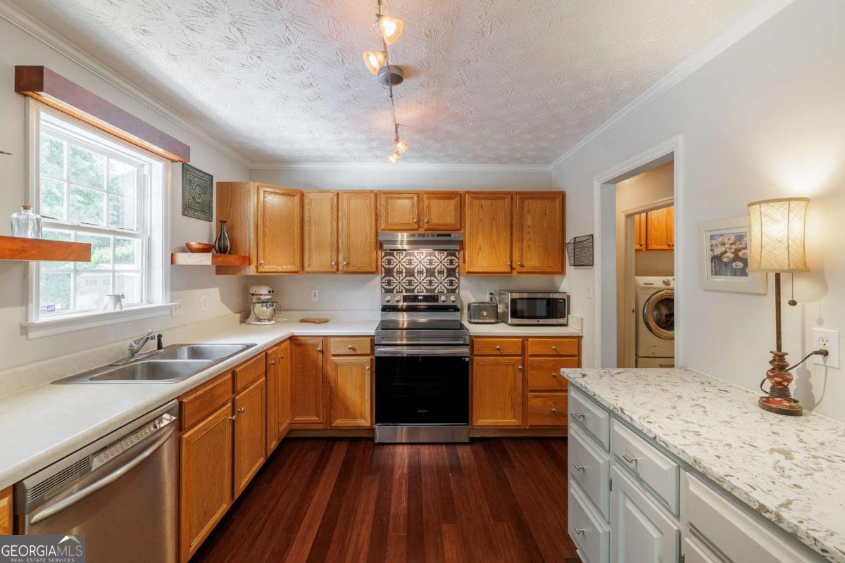 381 Timberidge Court Athens - Photo 12