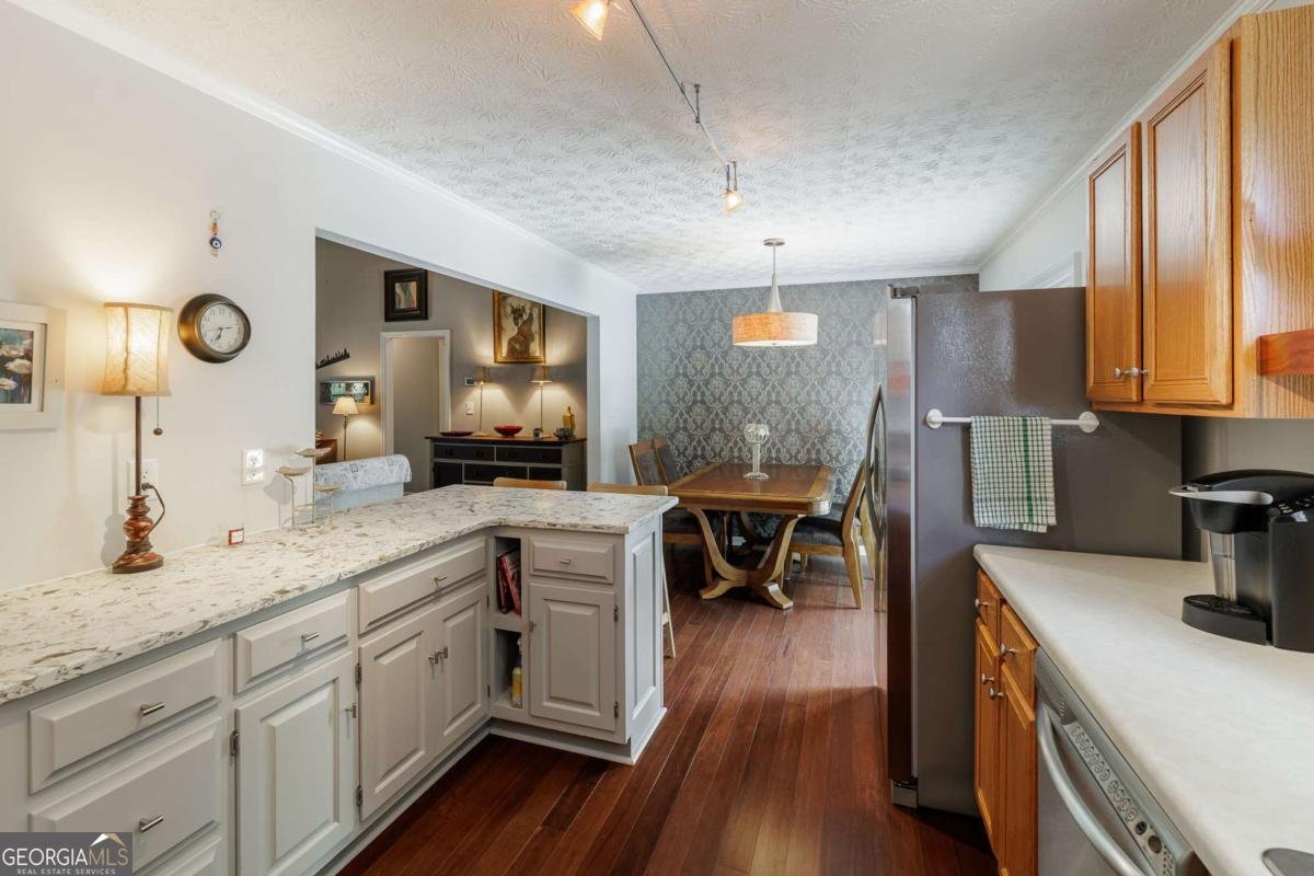 381 Timberidge Court Athens - Photo 14