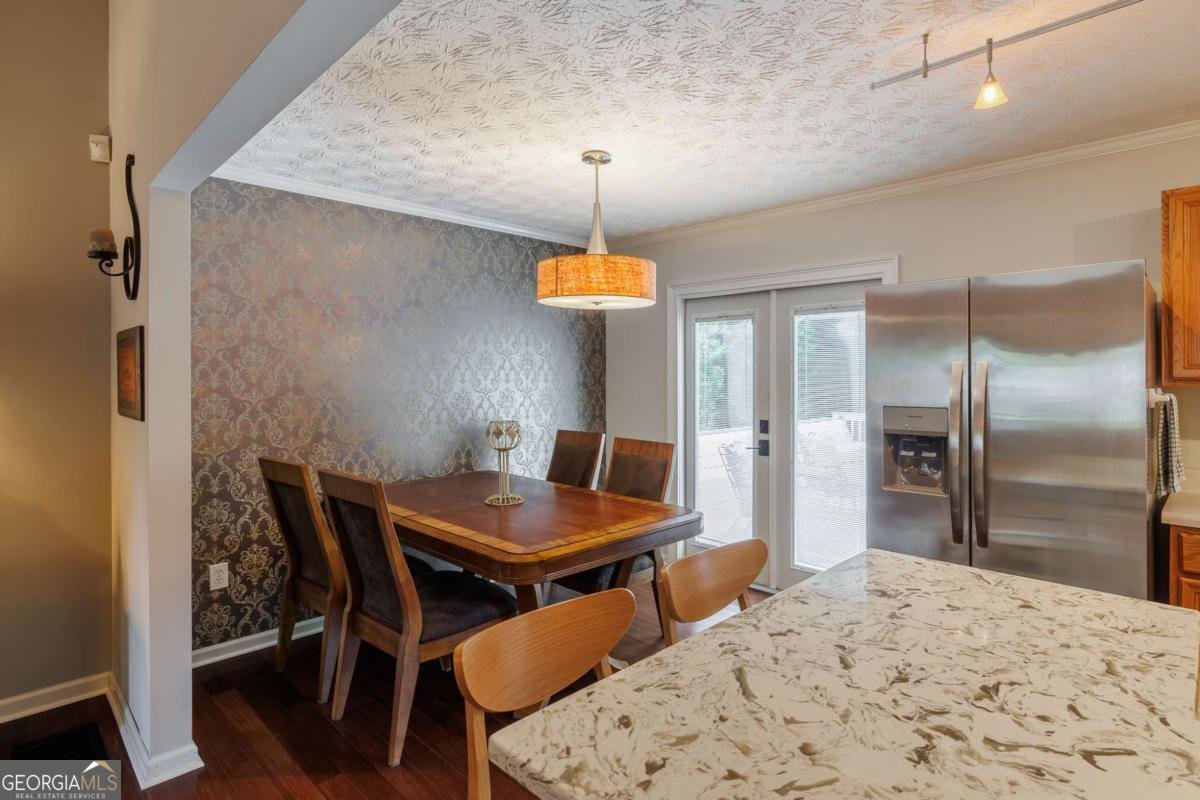 381 Timberidge Court Athens - Photo 7