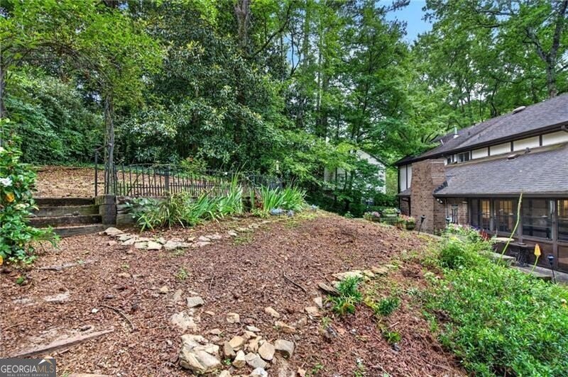 1186 Warrenhall Lane Brookhaven - Photo 36