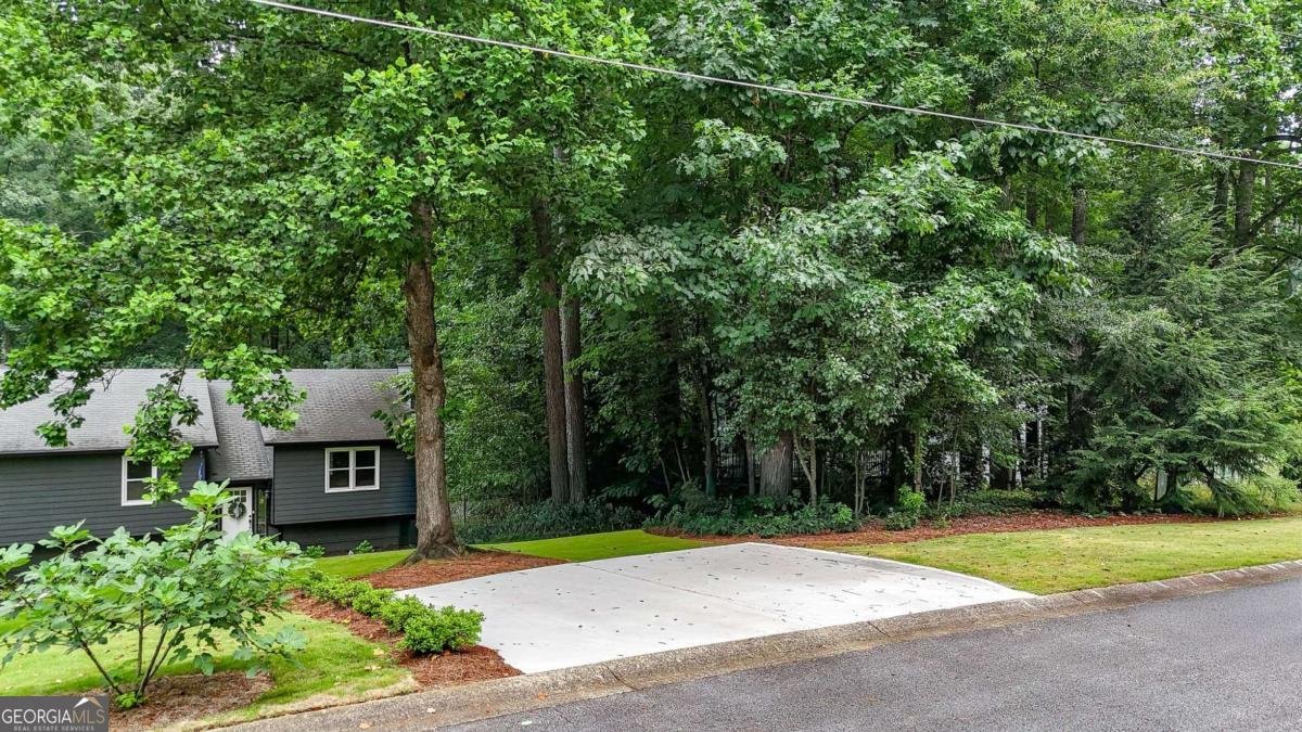 645 Morgan Springs Court Canton - Photo 32