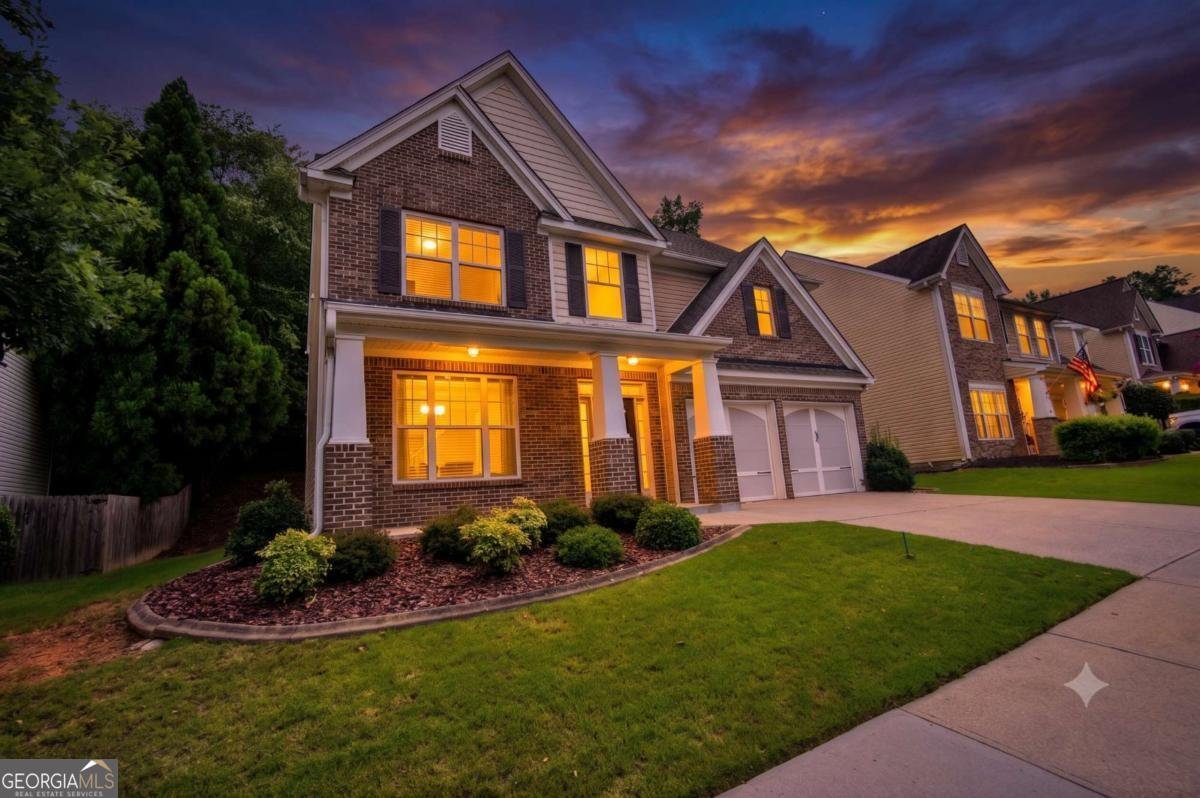 6799 Island Pointe Drive Buford - main photo