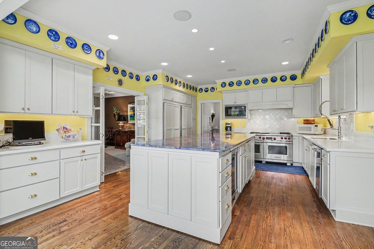 3040 Spalding Drive Atlanta - Photo 18