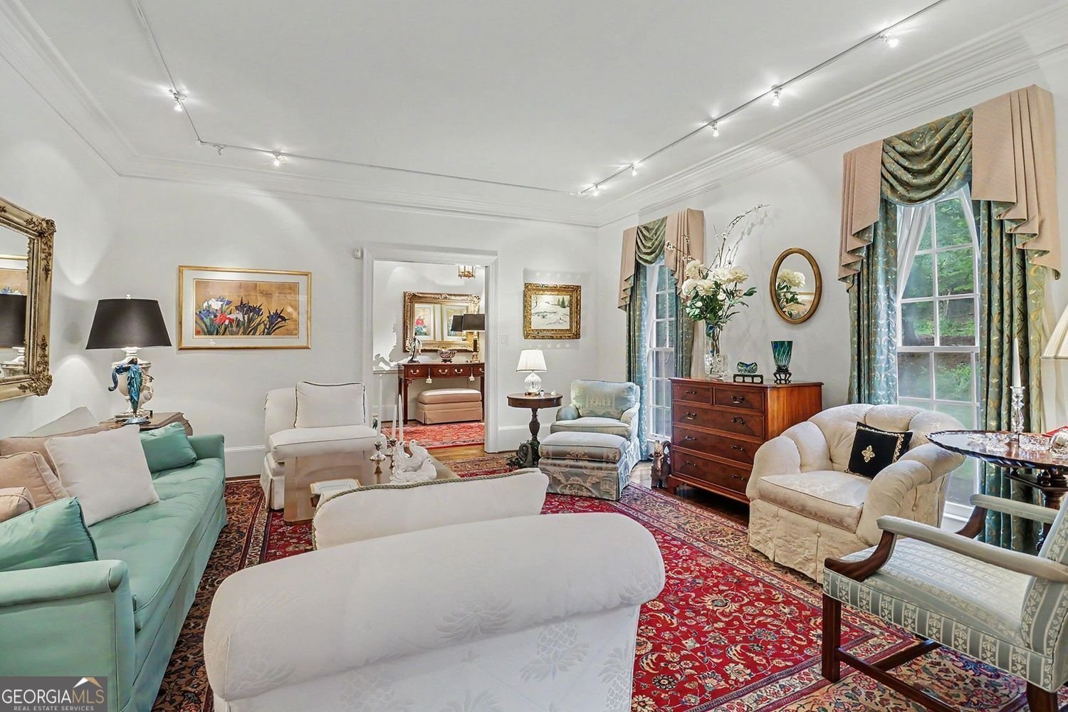 3040 Spalding Drive Atlanta - Photo 8
