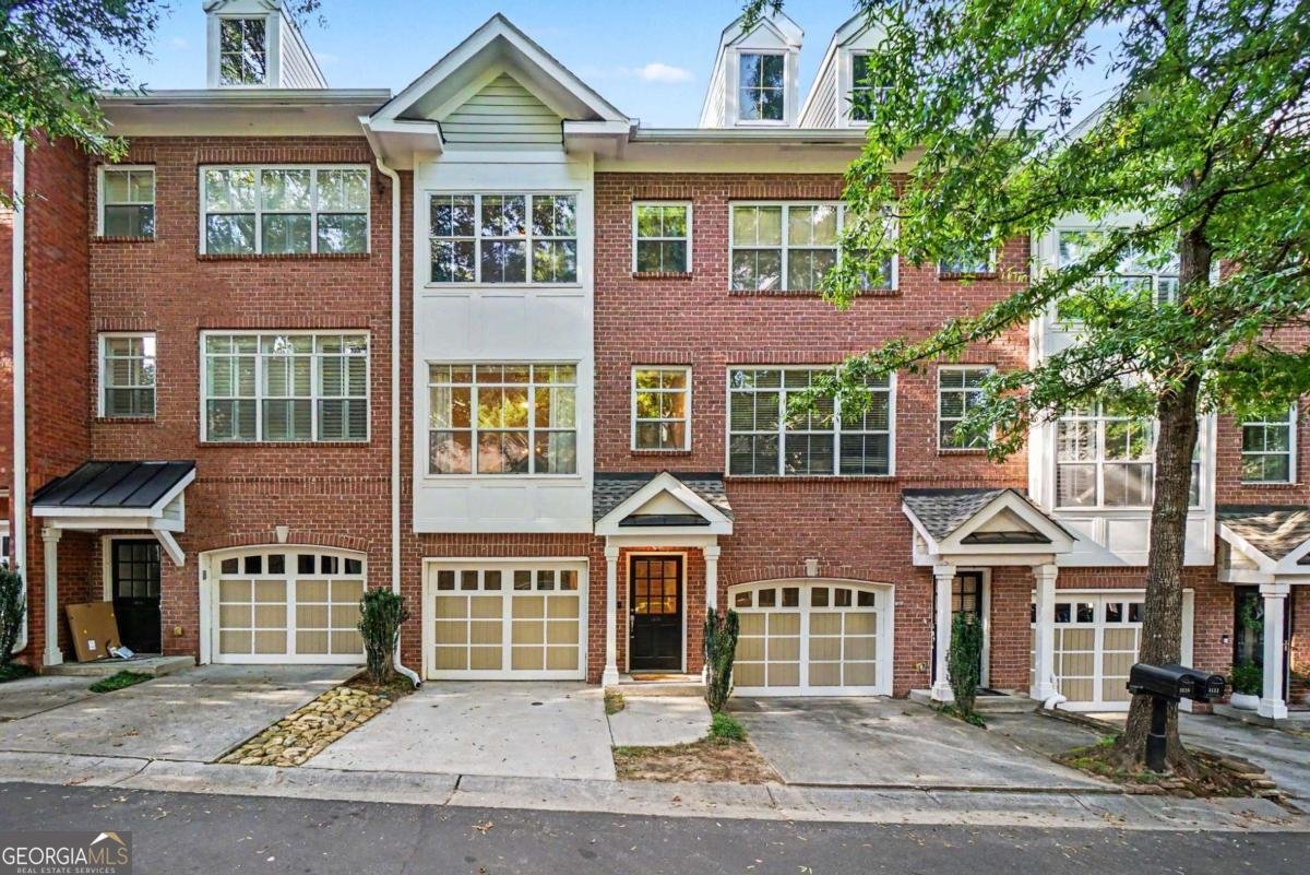 1128 Glenridge Place Atlanta - main photo