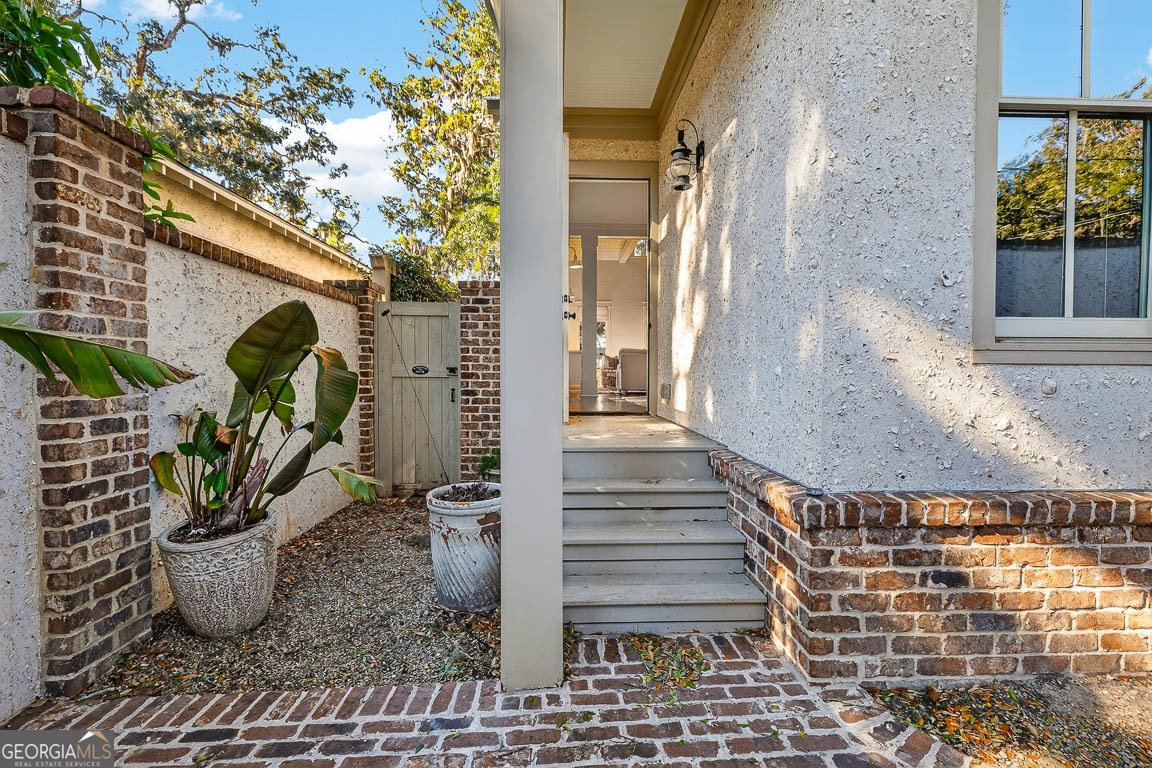 1030 Village Oaks Lane St. Simons - Photo 7