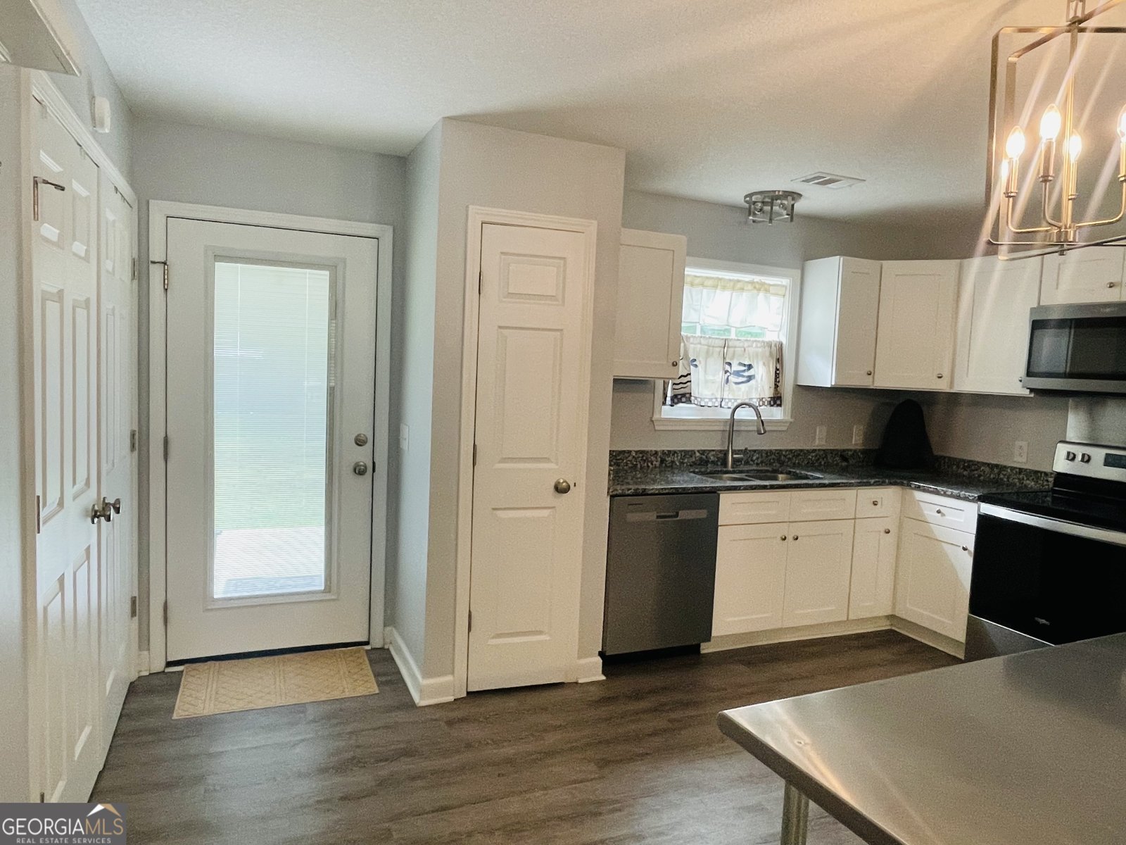 119 Rushing Street Glennville - Photo 10