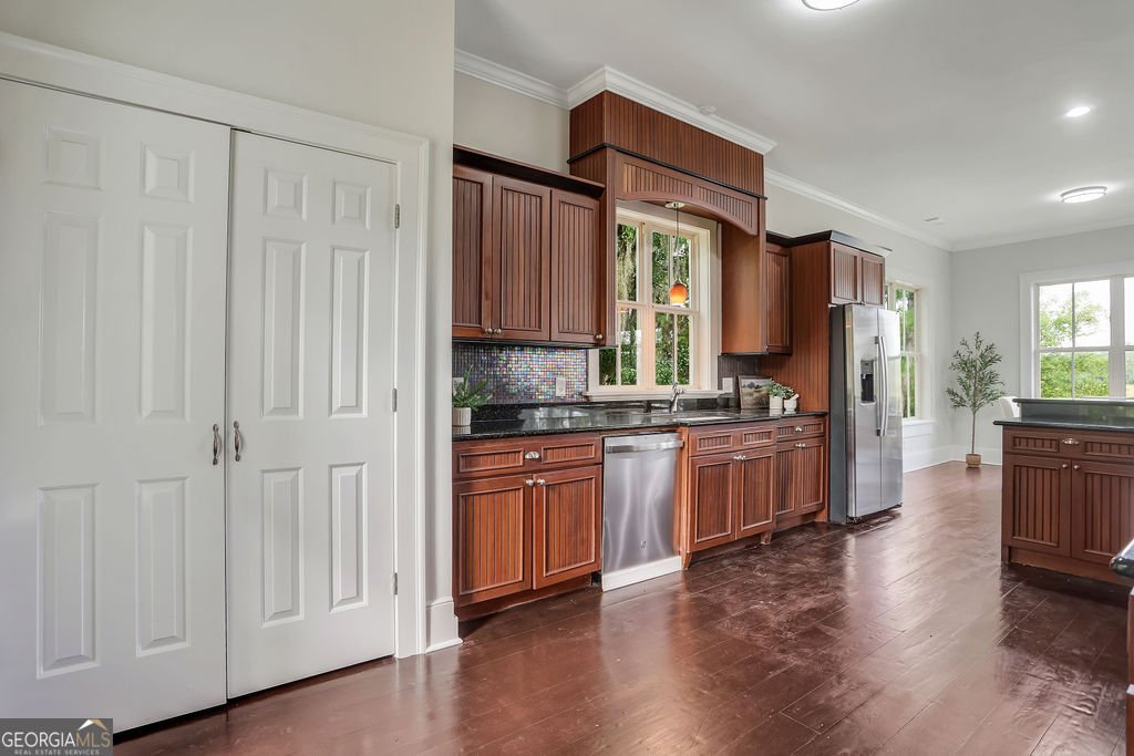 447 Sterling Woods Drive Richmond Hill - Photo 38