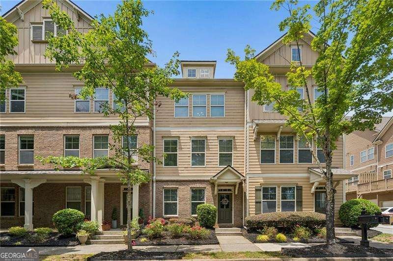 503 Grove Field Court Suwanee - main photo