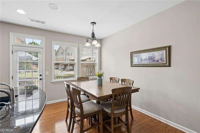 503 Grove Field Court Suwanee - Photo 14