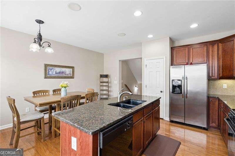 503 Grove Field Court Suwanee - Photo 16