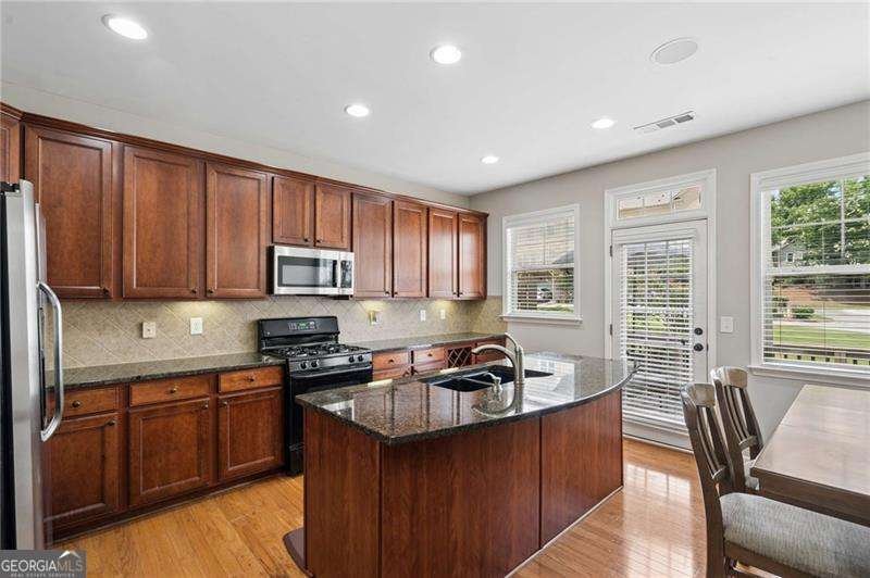 503 Grove Field Court Suwanee - Photo 18