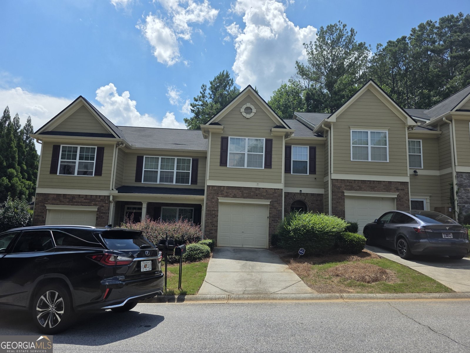 2873 Ridgeview Dr Atlanta - main photo