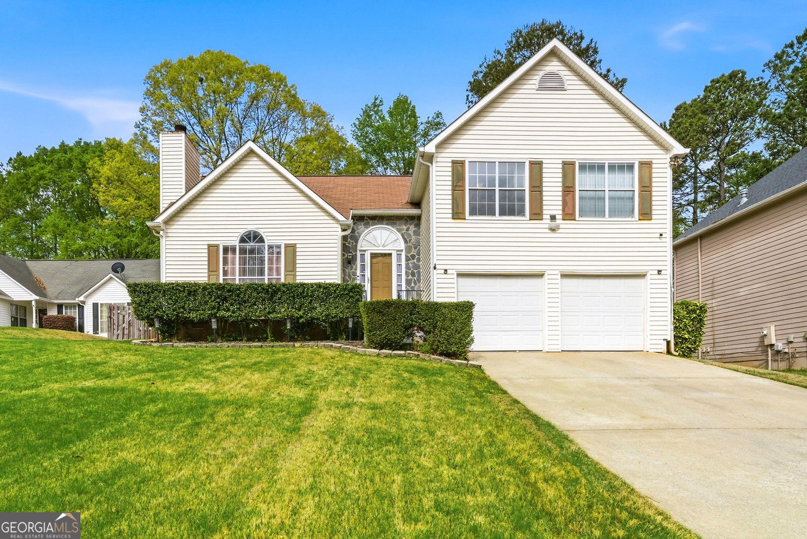 12257 Cypress Lane Fayetteville - main photo
