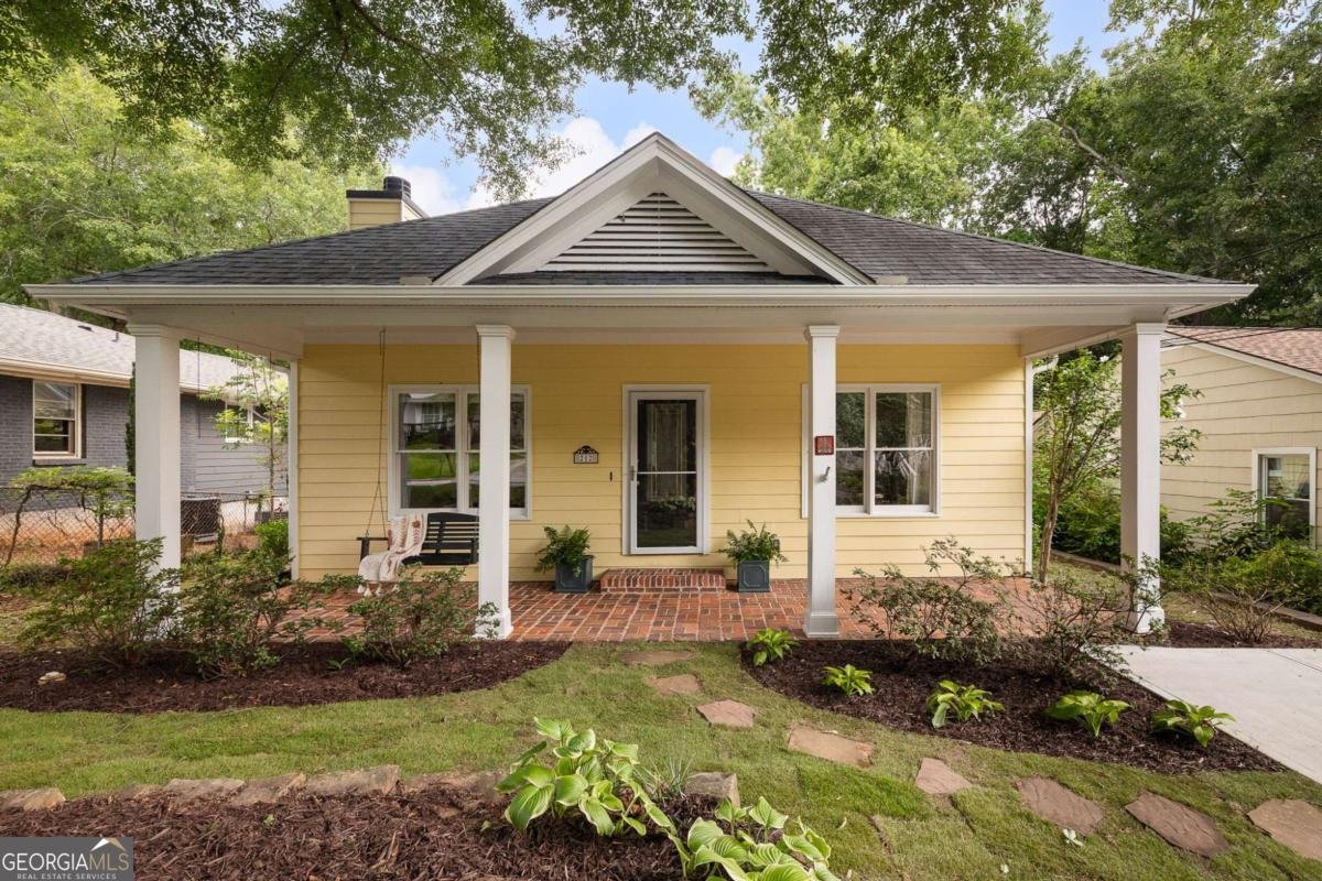 212 Ridgeland Avenue Decatur - main photo