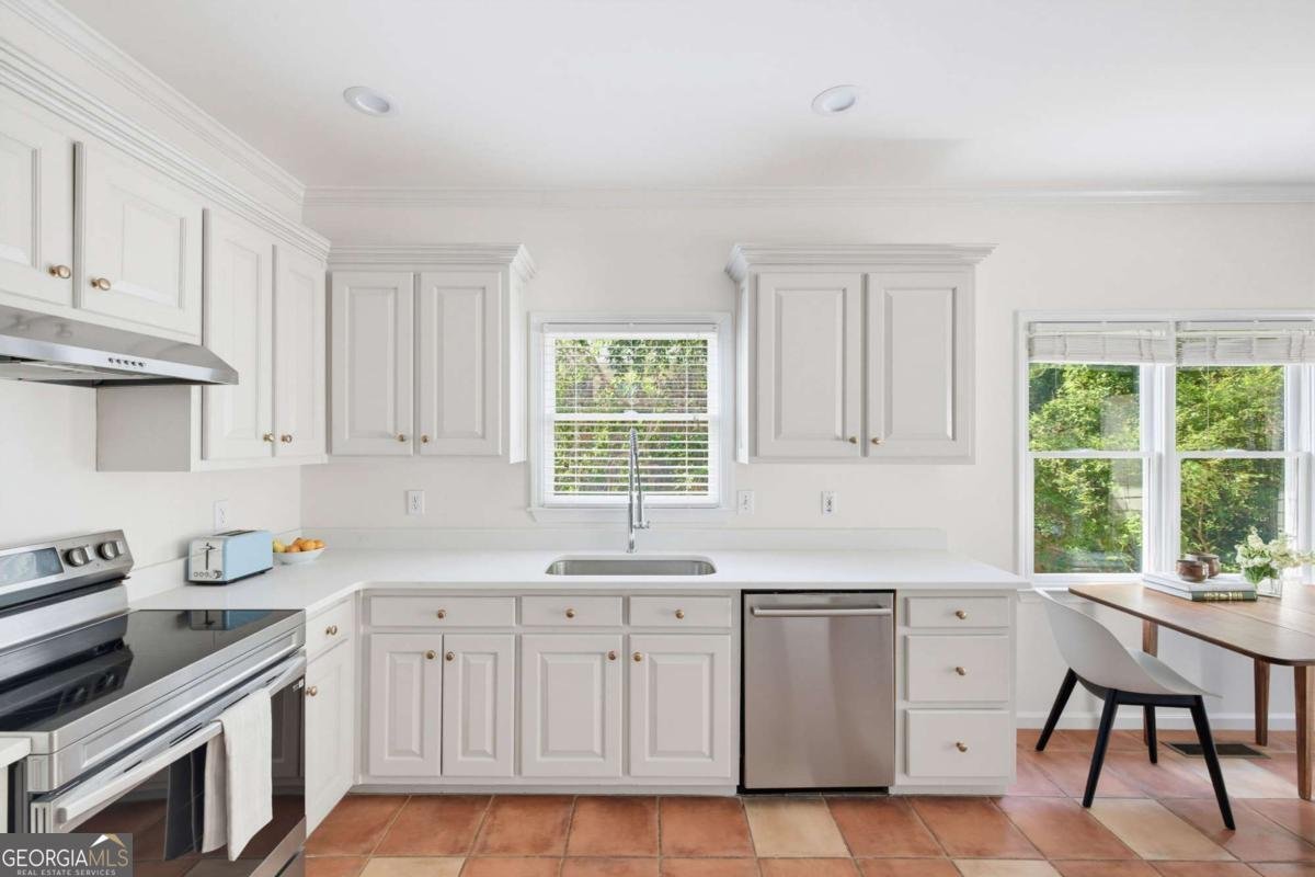 212 Ridgeland Avenue Decatur - Photo 11