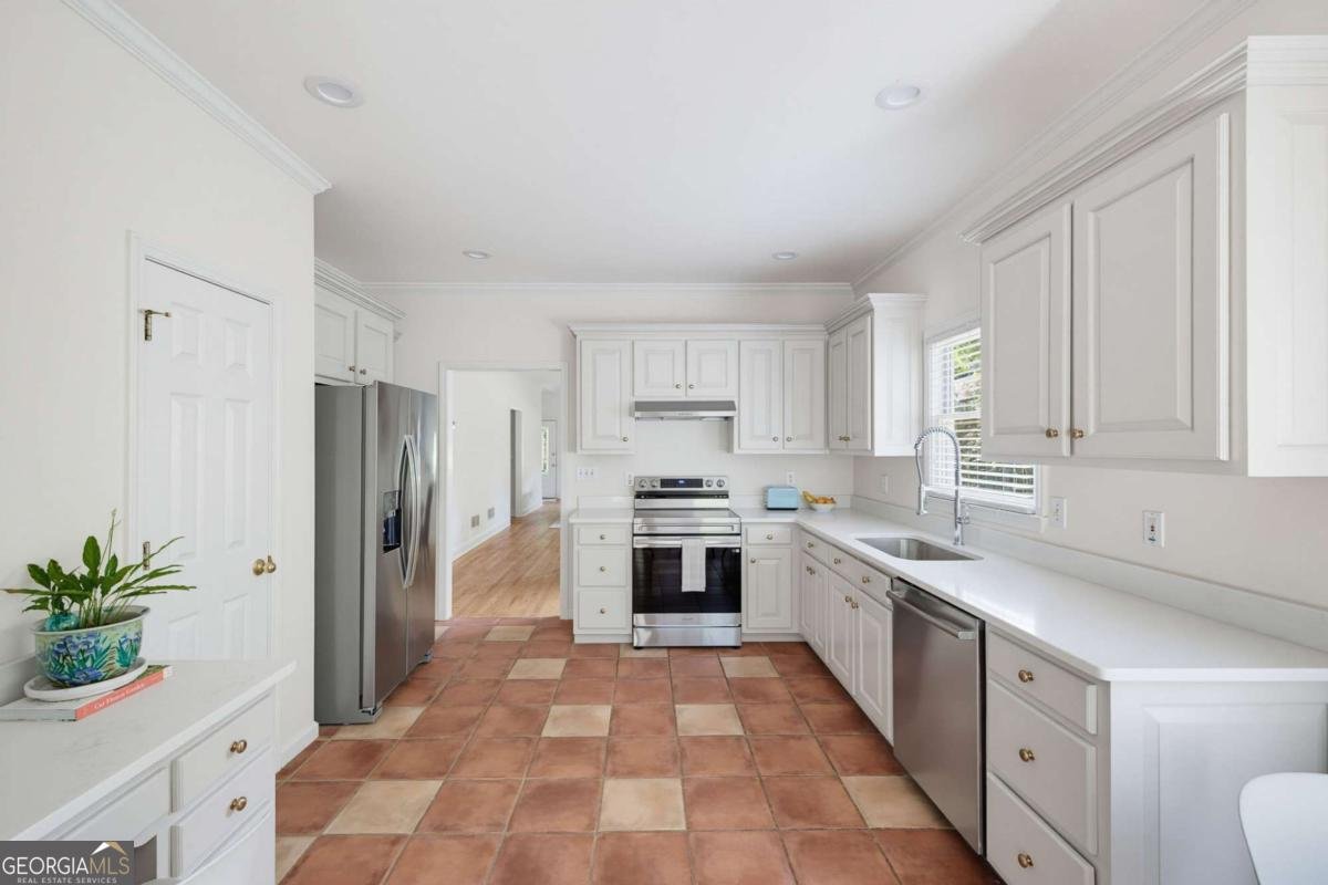 212 Ridgeland Avenue Decatur - Photo 12