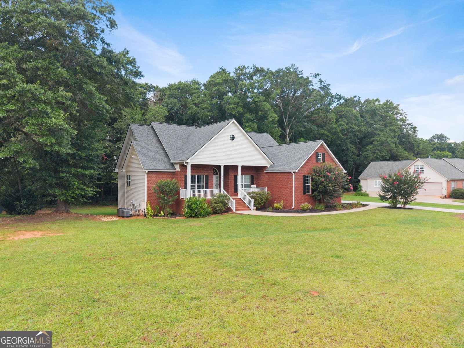 316 McKibben Drive Locust Grove - Photo 2