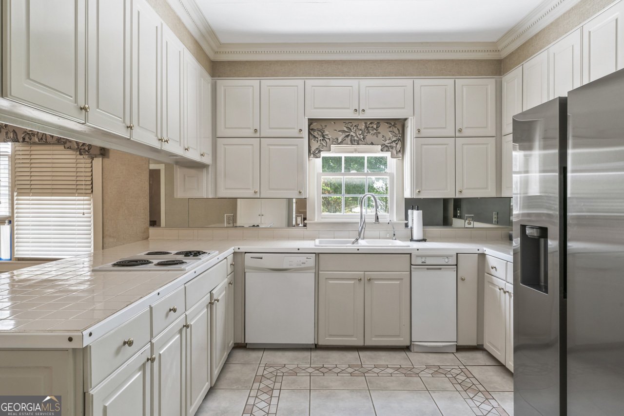 448 Lufbery Circle Williamson - Photo 18