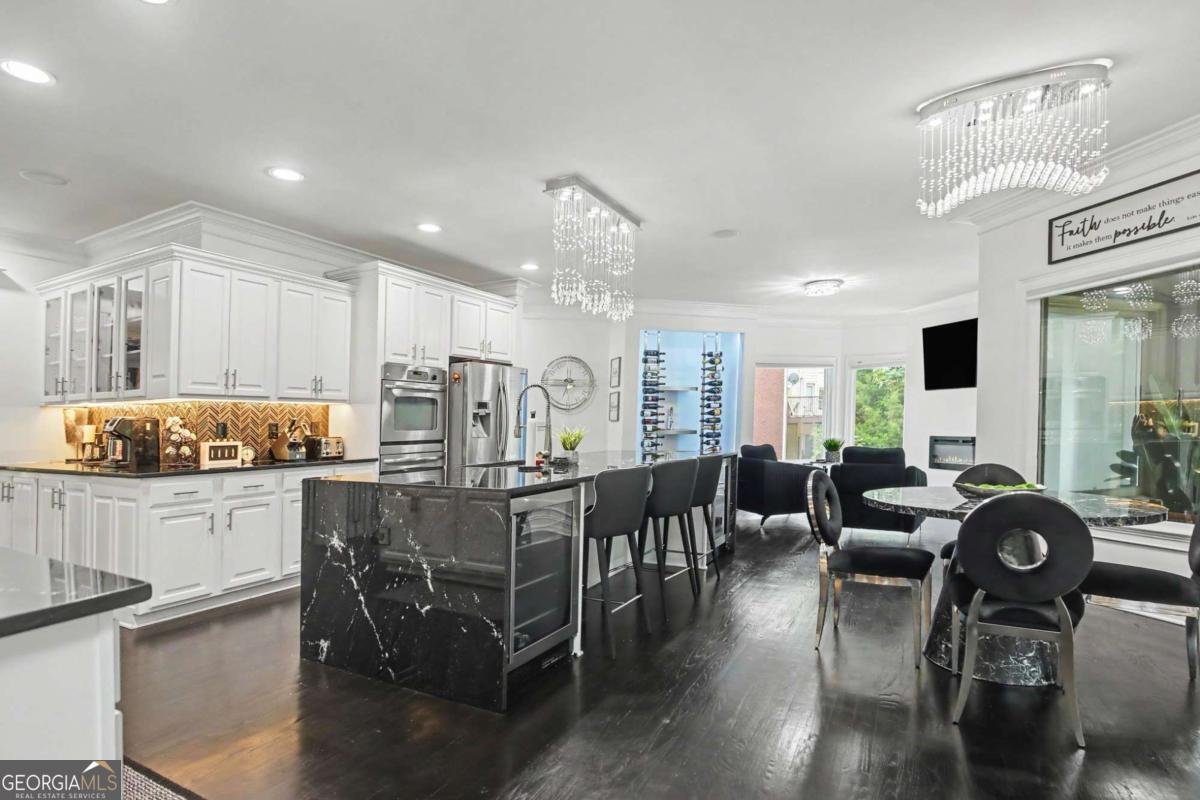 327 Amy Way Atlanta - Photo 13