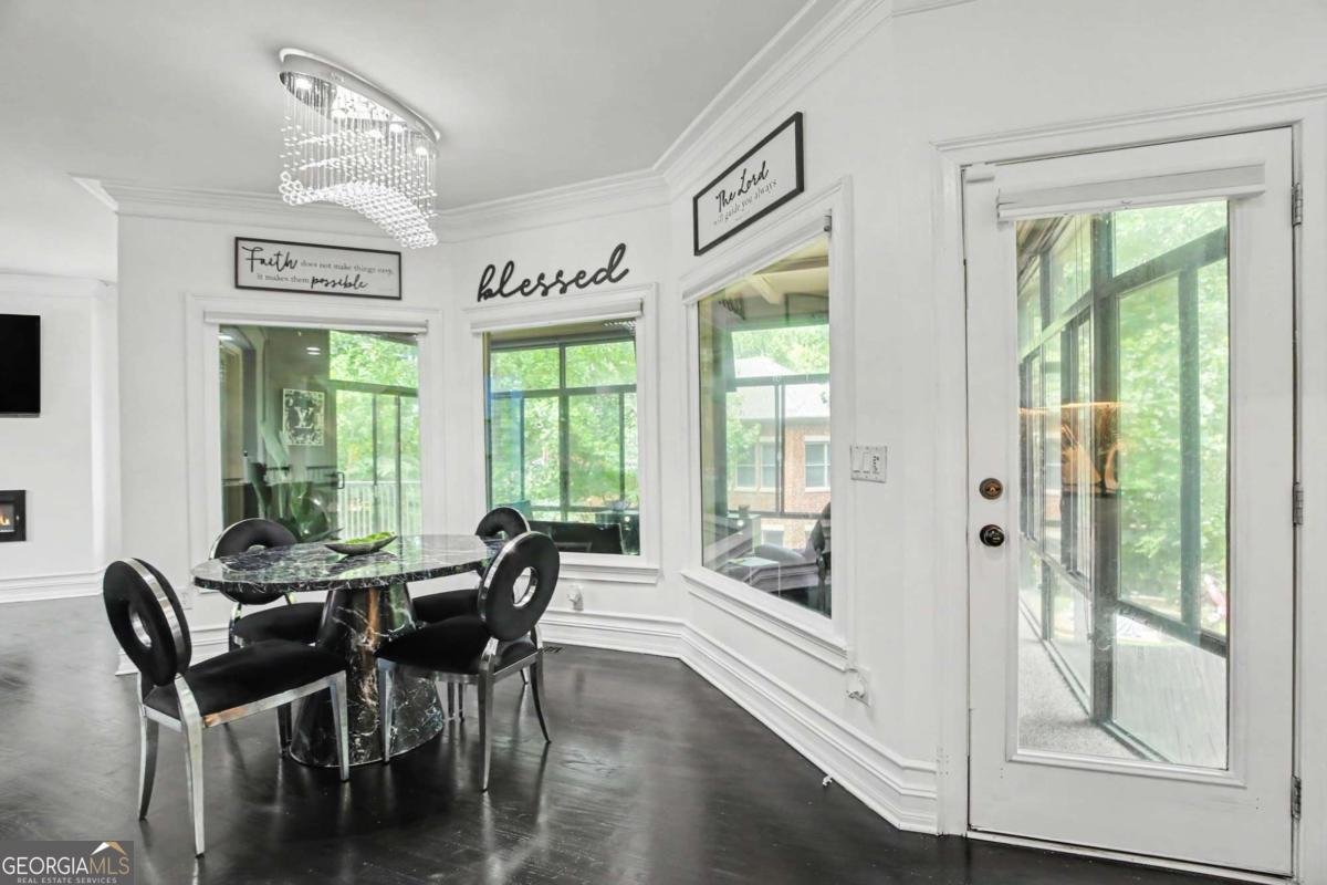 327 Amy Way Atlanta - Photo 16
