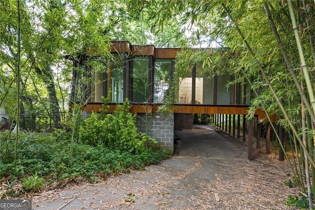 930 Charles Allen Drive Atlanta - main photo