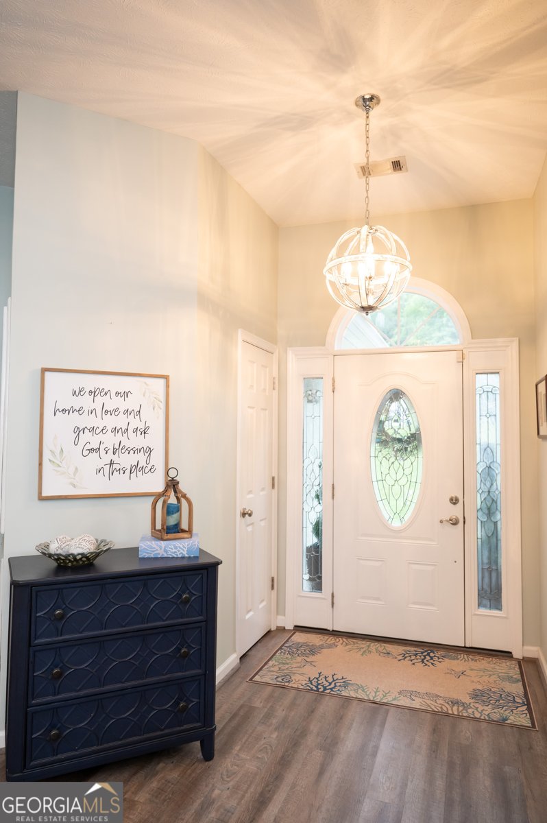 122 Colonial Court Lagrange - Photo 14