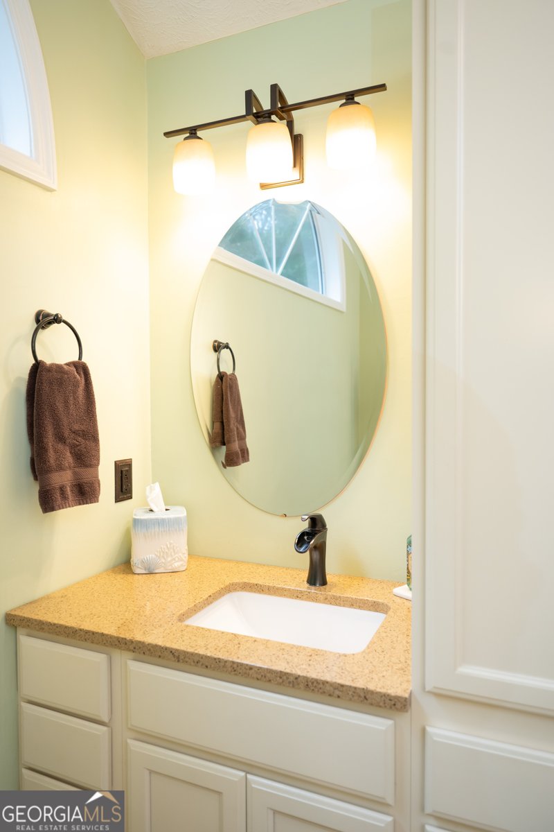 122 Colonial Court Lagrange - Photo 54