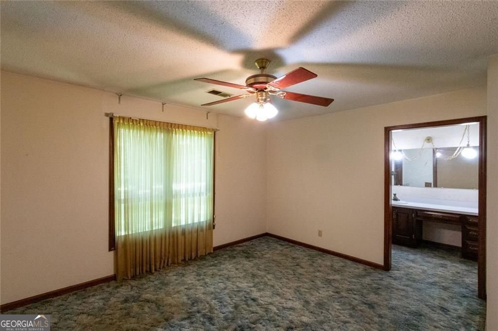 423 Dartmoor Drive Marietta - Photo 7