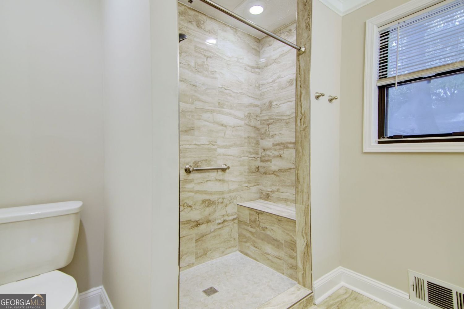2210 Village Drive Covington - Photo 32