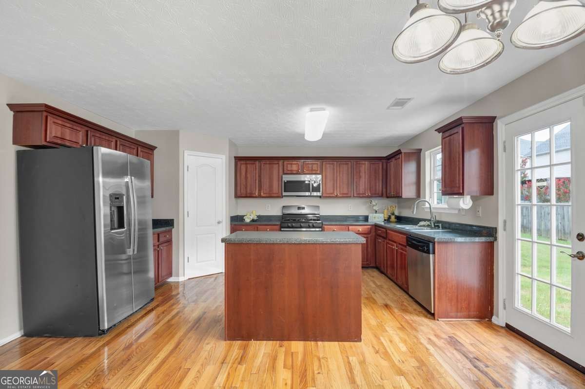 4425 Grove Lake Court Loganville - Photo 13