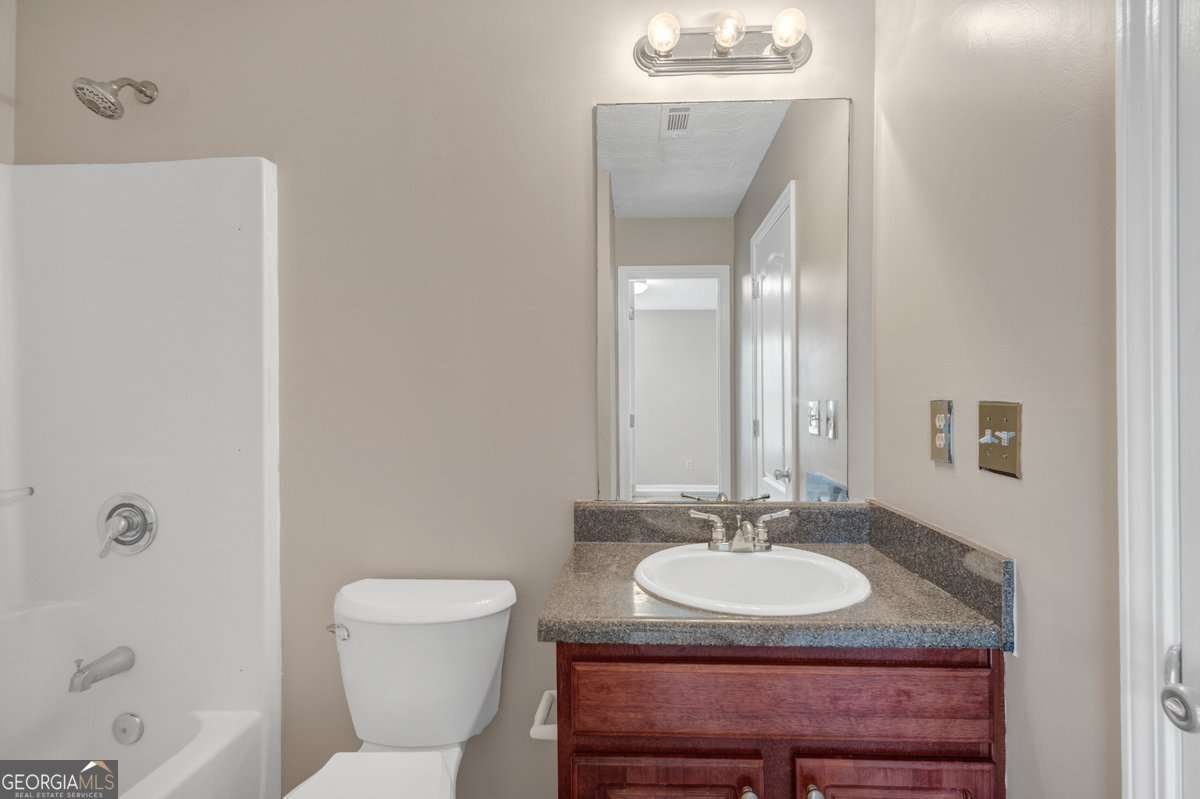 4425 Grove Lake Court Loganville - Photo 20