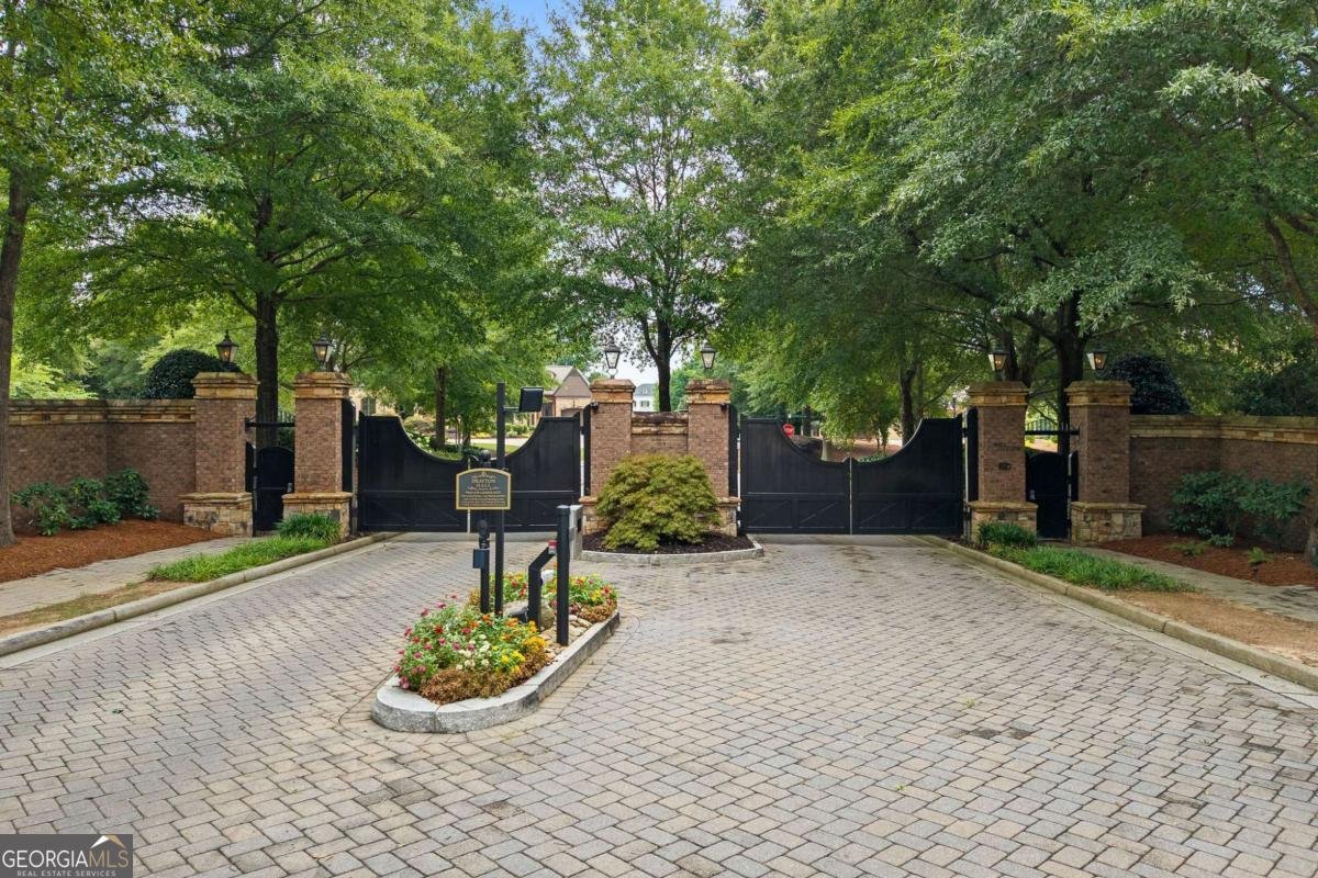 2750 Drayton Hall Drive Buford - Photo 9