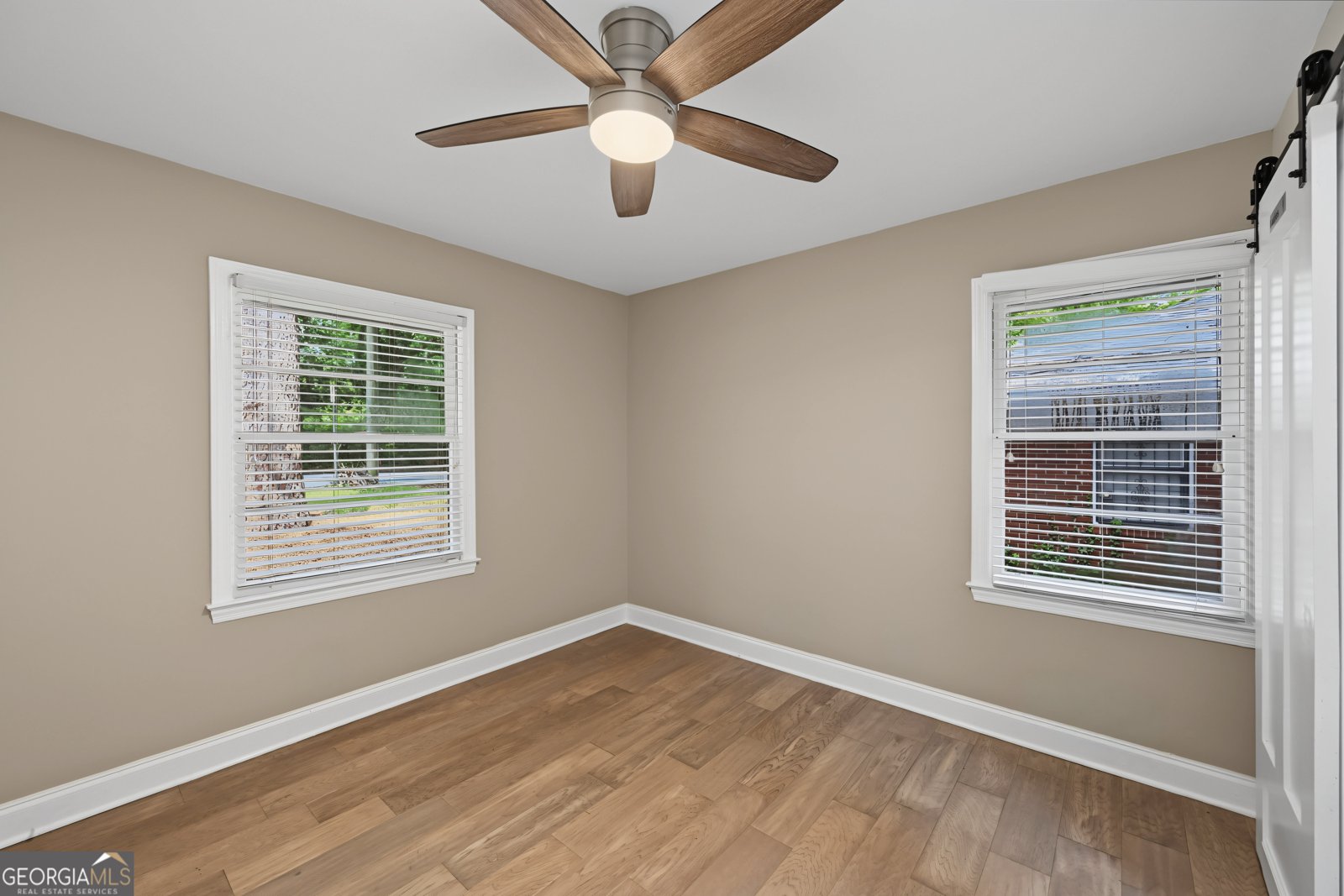 2462 Macon Drive Atlanta - Photo 11