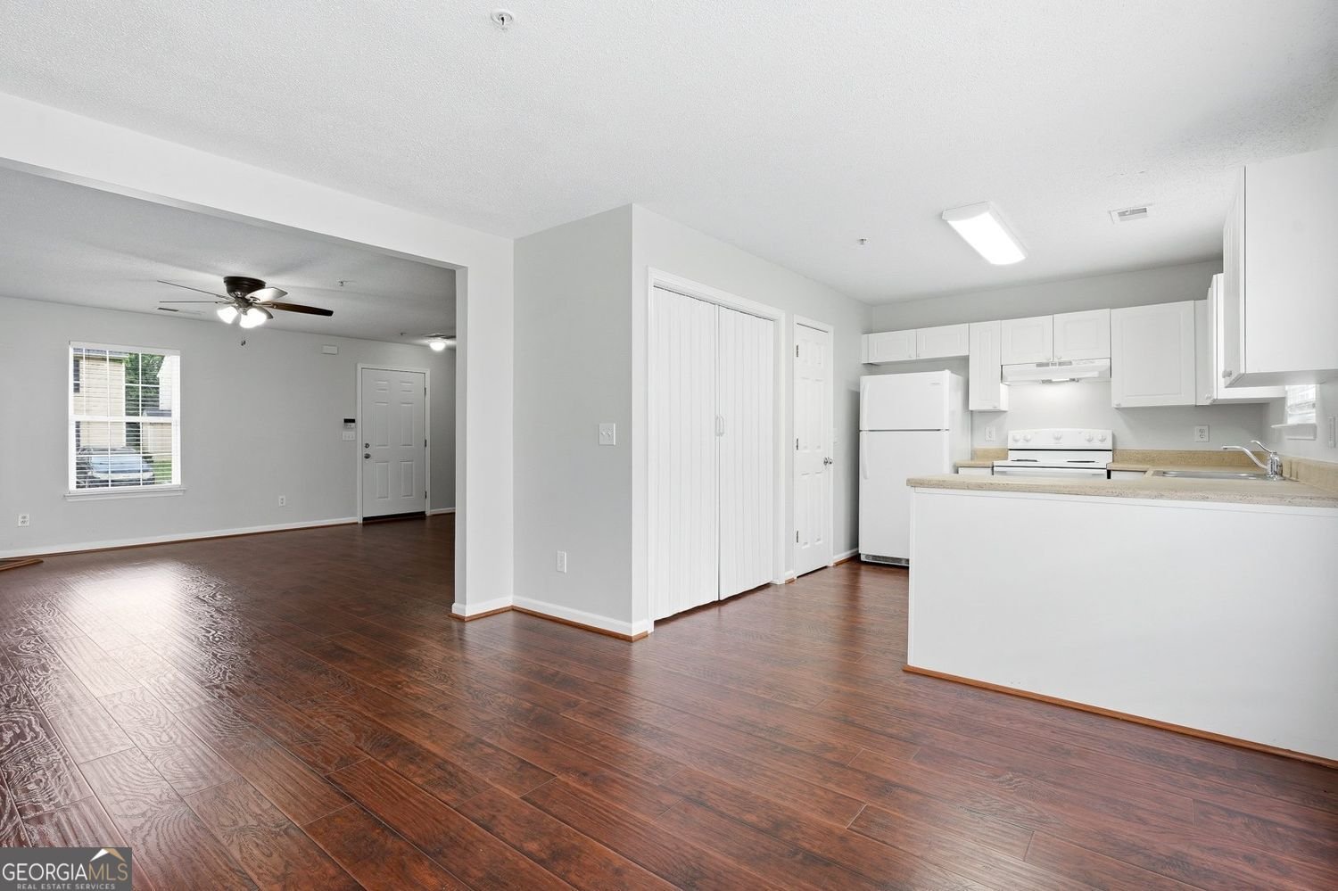 310 Goldenrod Drive Stockbridge - Photo 6