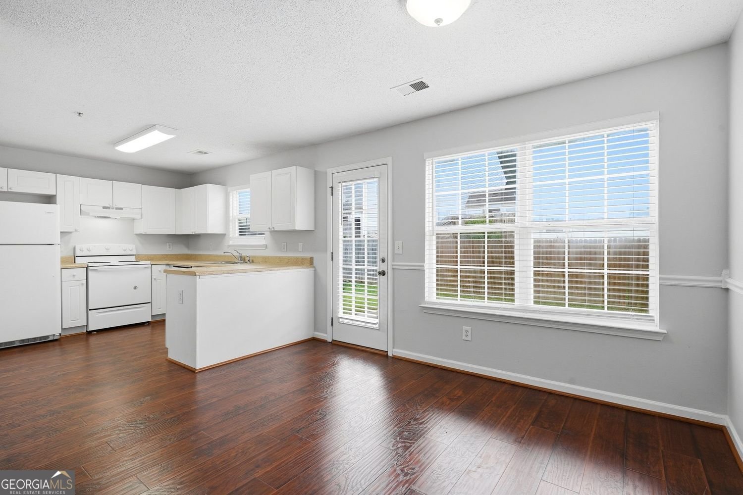 310 Goldenrod Drive Stockbridge - Photo 7