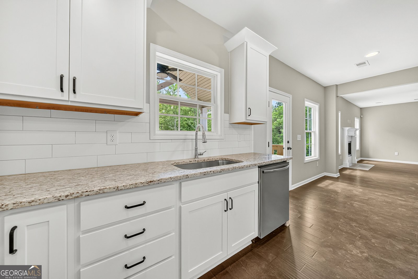 63 Ironwood Court Midland - Photo 7