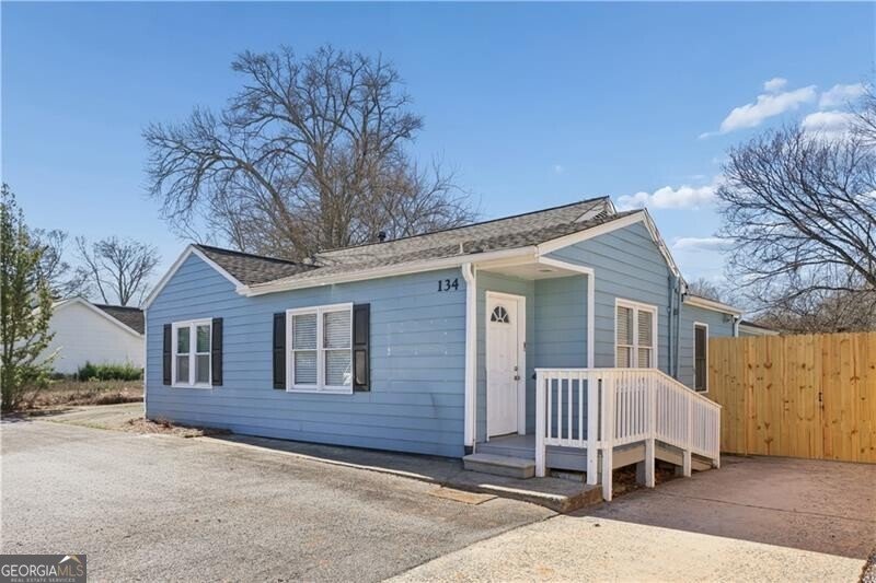 134 South Avenue Marietta - main photo