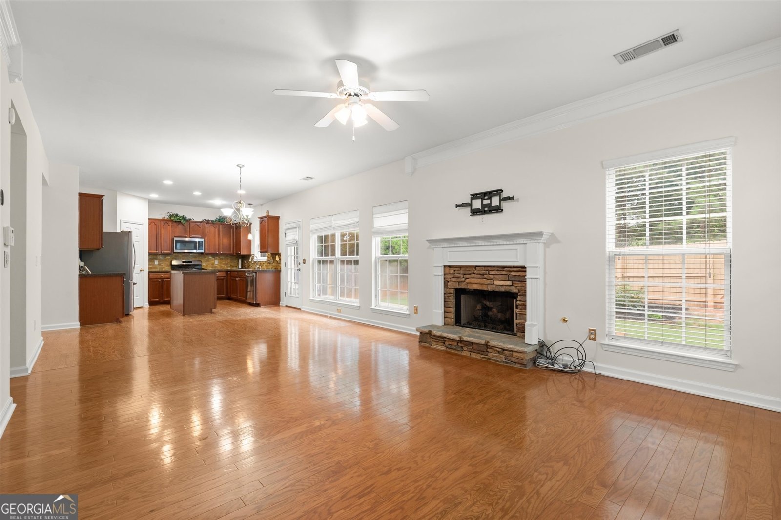 433 Highlands Loop Woodstock - Photo 11