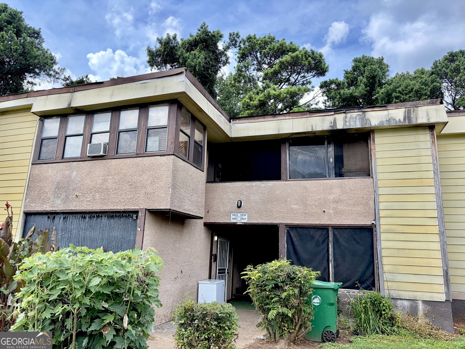 5945 Sutcliff Square Lithonia - main photo
