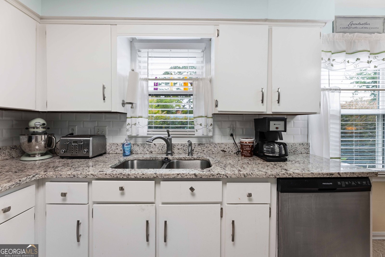 4202 Cheshire Bridge Road Columbus - Photo 15