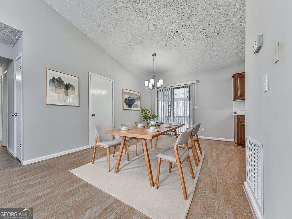 5506 Vaughn Road Woodstock - Photo 6