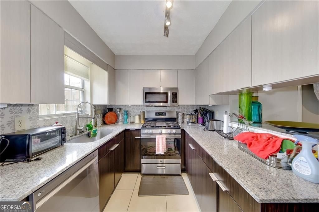 6638 Witherington Court Norcross - Photo 7