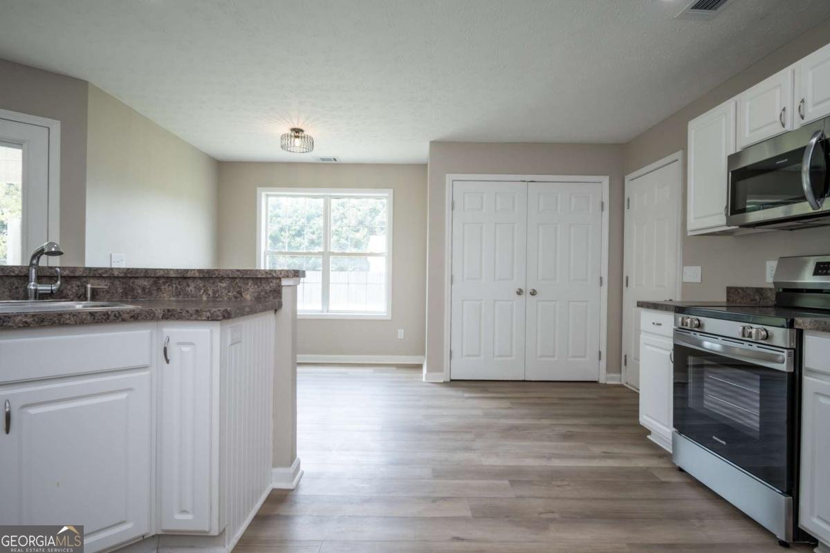 2341 Hartley Court Statham - Photo 23