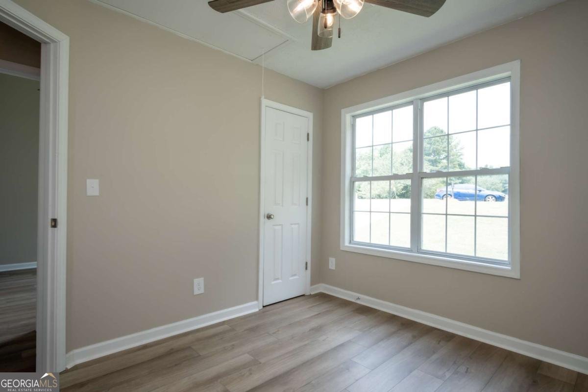 2341 Hartley Court Statham - Photo 42